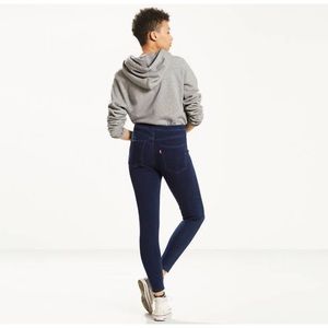Levi's Dark Blue Skinny Jeans